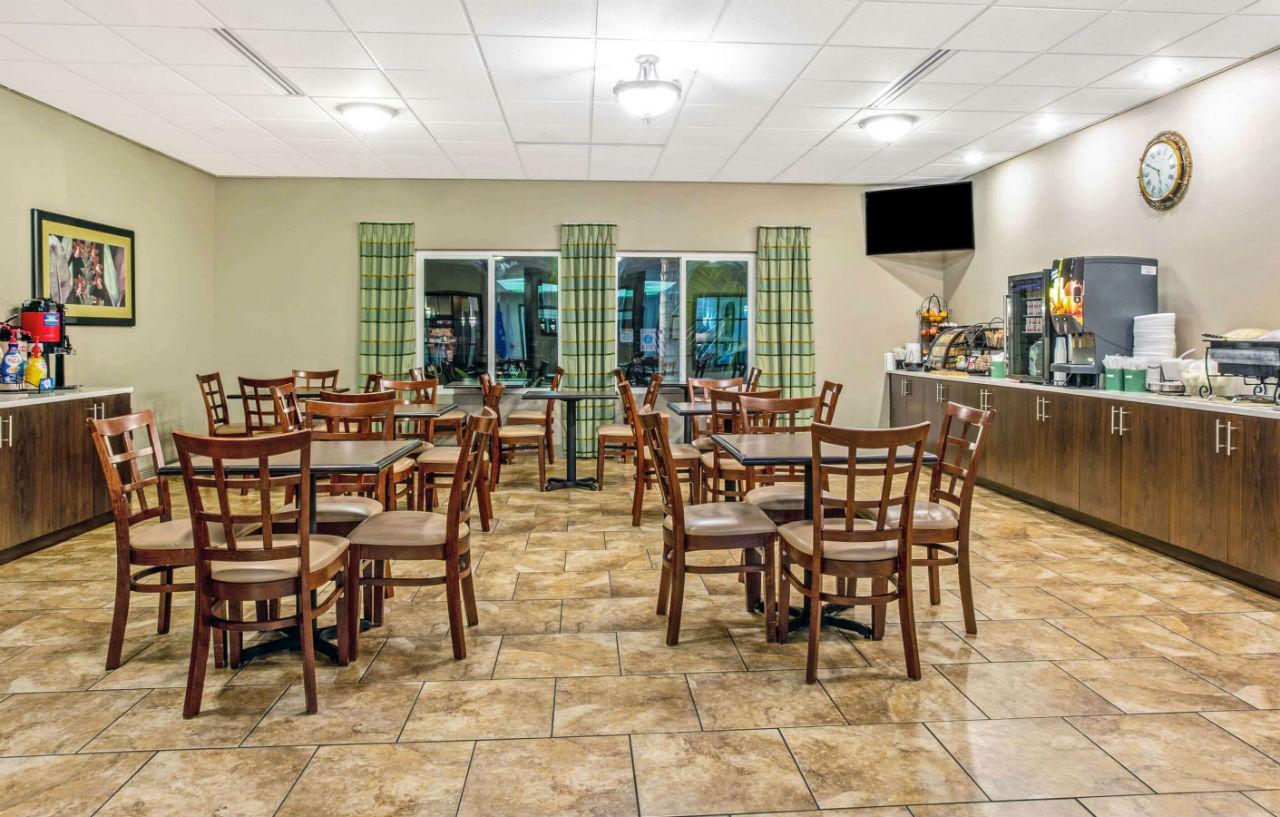 La Quinta By Wyndham Biloxi Hotel Екстериор снимка